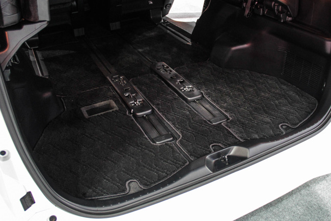 TOYOTA VELLFIRE เครื่องเสียง