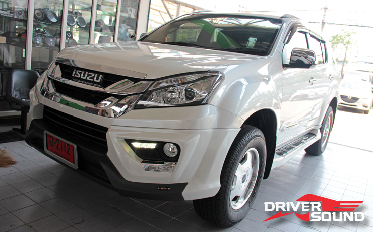 เครื่องเสียง  ISUZU MU-X