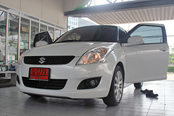 suzuki swift จอ ตรงรุ่น 