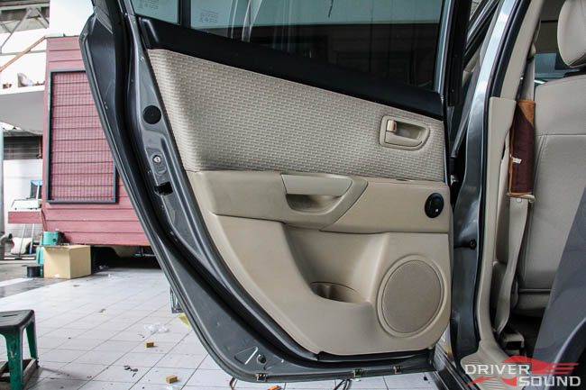 mazda 3 เครื่องเสียง รถยนต์