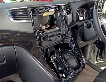เครื่องเสียง TOYOTA Vellfire