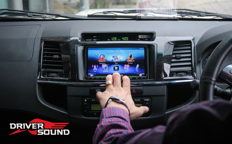 TOYOTA FORTUNER เครื่องเสียง front วิทยุ จอ เครื่องเล่น
