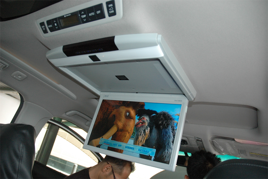 toyota vellfire เครื่องเสียง รถยนต์ จอเพดาน
