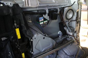 toyota alphard เครื่องเสียง รถยนต์
