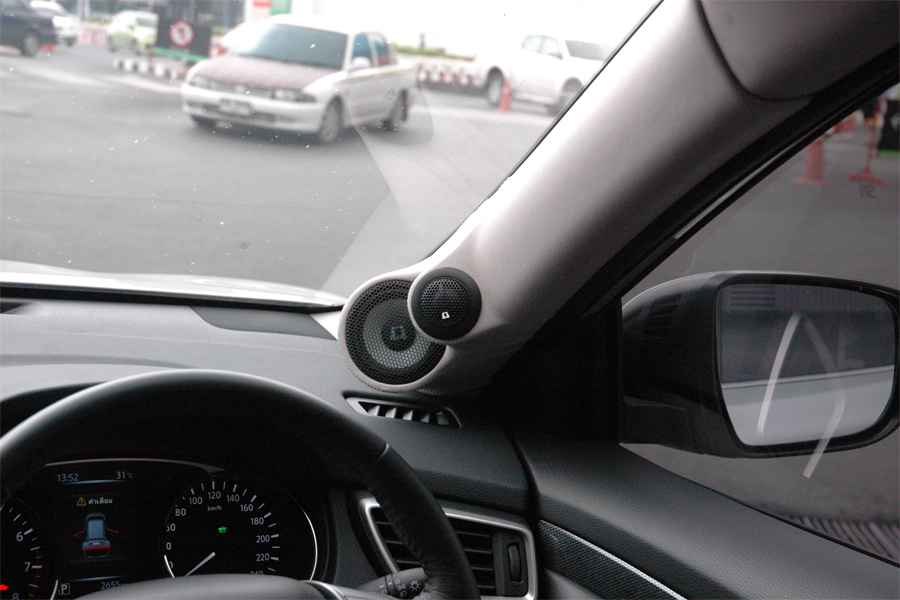 nissan x trail เครื่องเสียง รถยนต์ ลำโพง bassbox