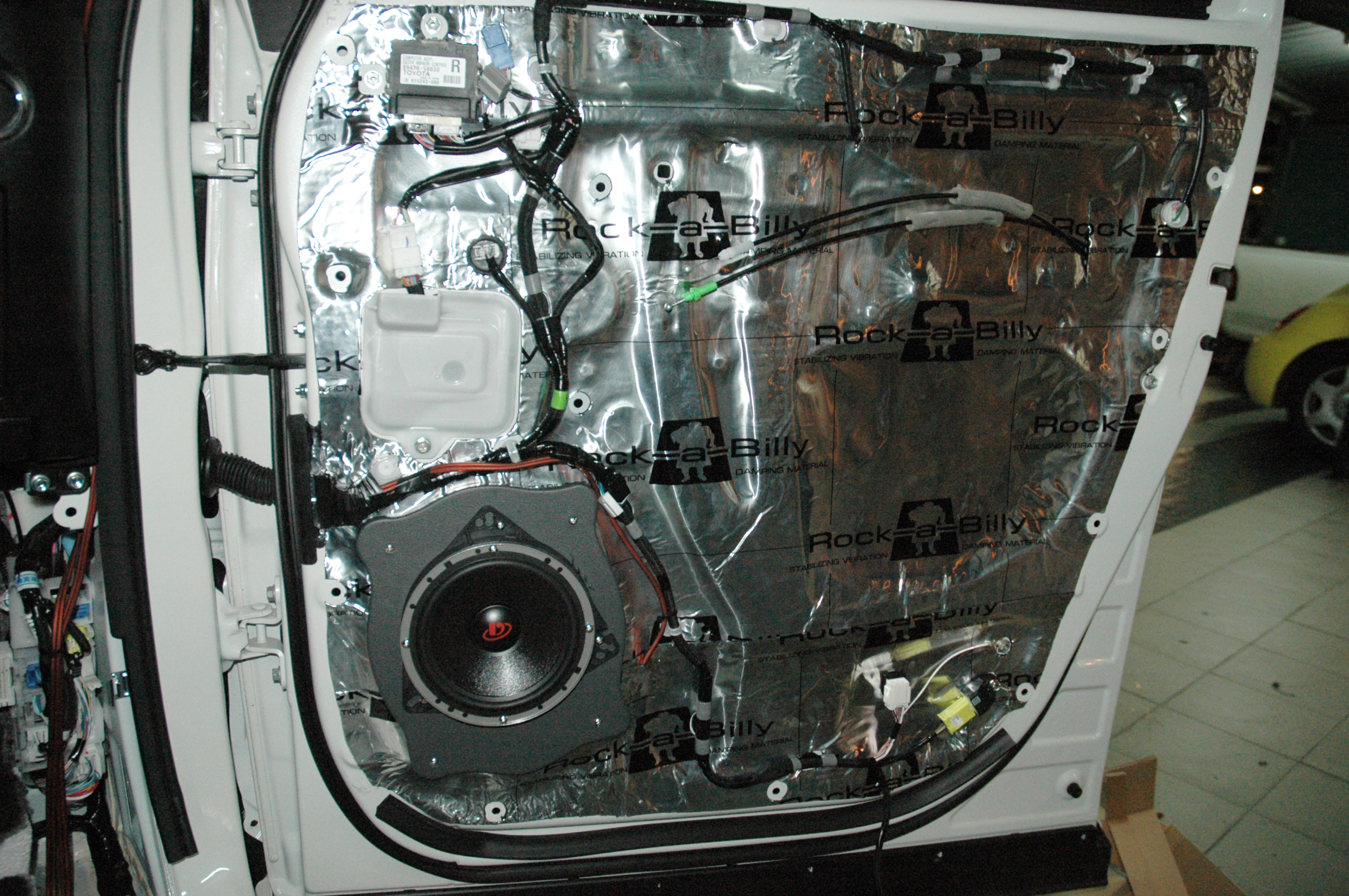 toyota alphard จอ ตรงรุ่น กล้อง เครื่องเสียง รถยนต์