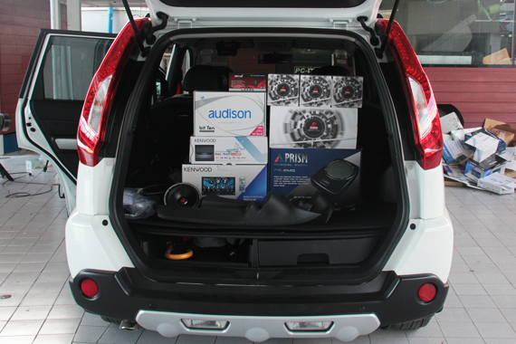 nissan x-trail เครื่องเสียง รถยนต์ ระบบเสียง จอ ตรงรุ่น
