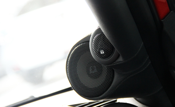 mazda 3 เครื่องเสียง รถยนต์