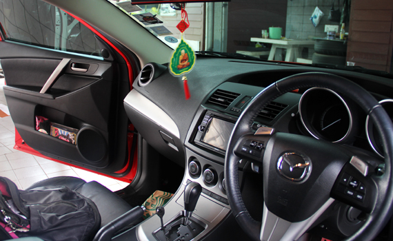 mazda 3 เครื่องเสียง รถยนต์