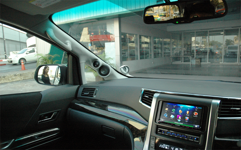 TOYOTA VELLFIRE เครื่องเสียง