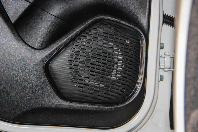 HONDA JAZZ เครื่องเสียง ติดตั้งลำโพง