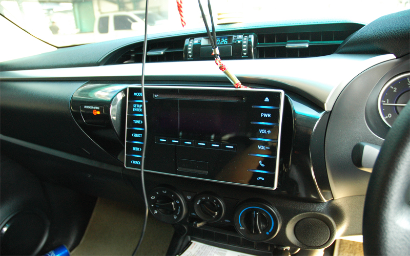 TOYOTA HILUX REVO เครื่องเสียง