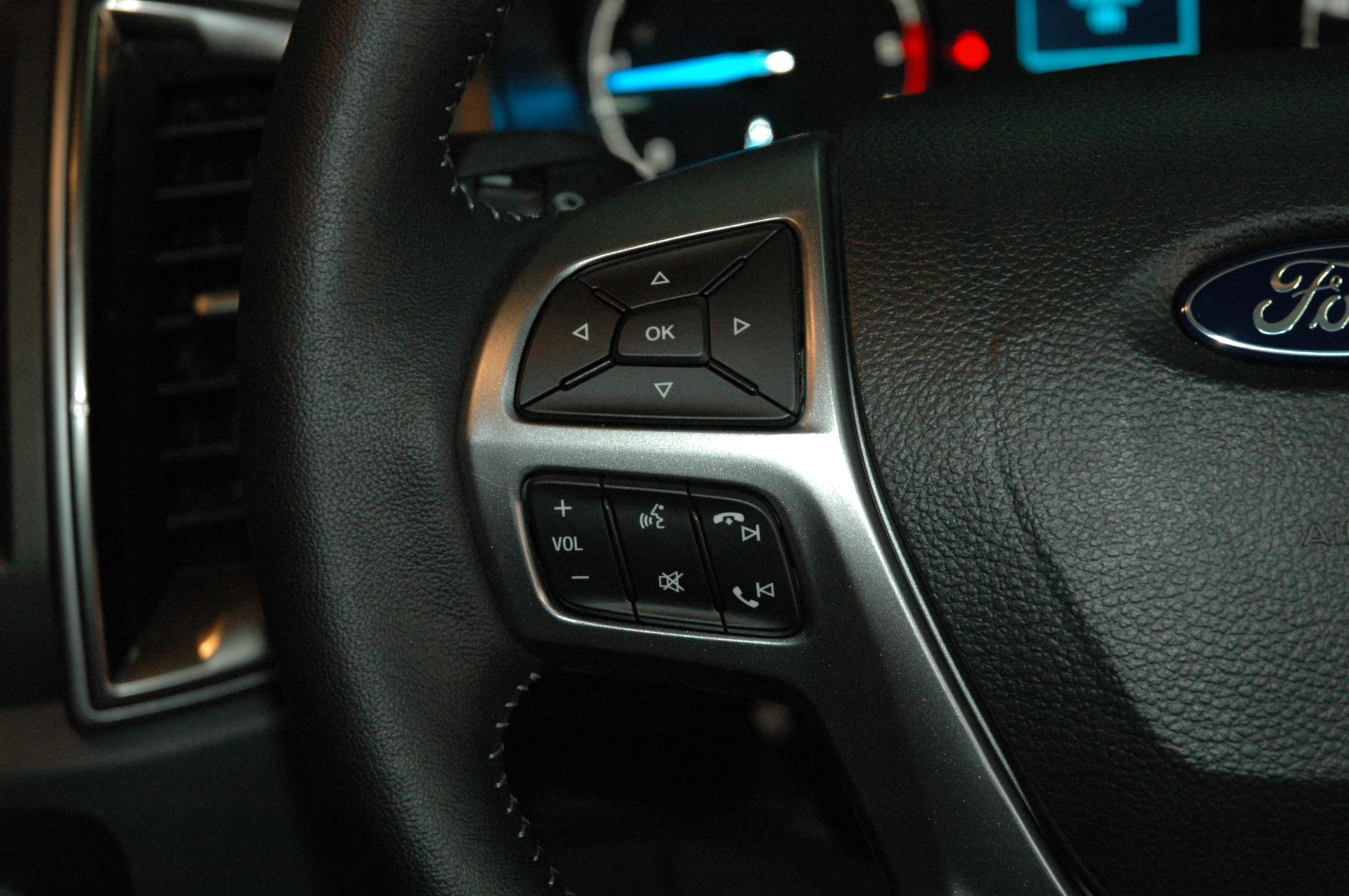 ford ranger เครื่องเสียงรถยนต์ ตรงรุ่น kenwood กล้องมองหลัง 