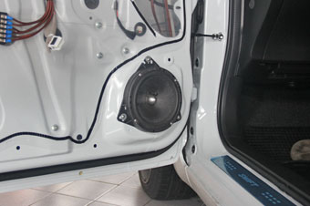 suzuki swift จอ ตรงรุ่น ลำโพง
