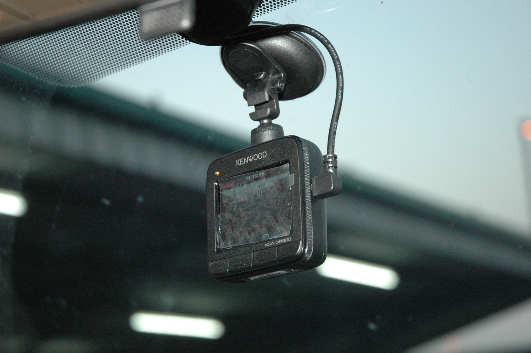 toyota alphard เครื่องเสียง รถยนต์ กล้องหน้า
