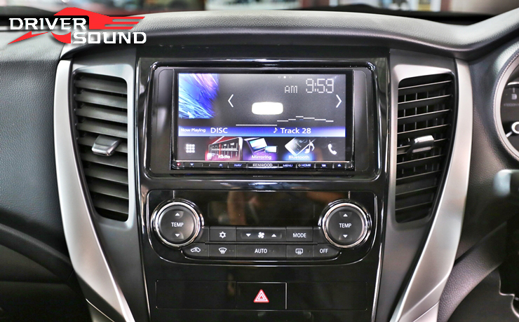 เครื่องเล่นวิทยุ หน้าจอระบบสัมผัส KENWOOD DNX8160S