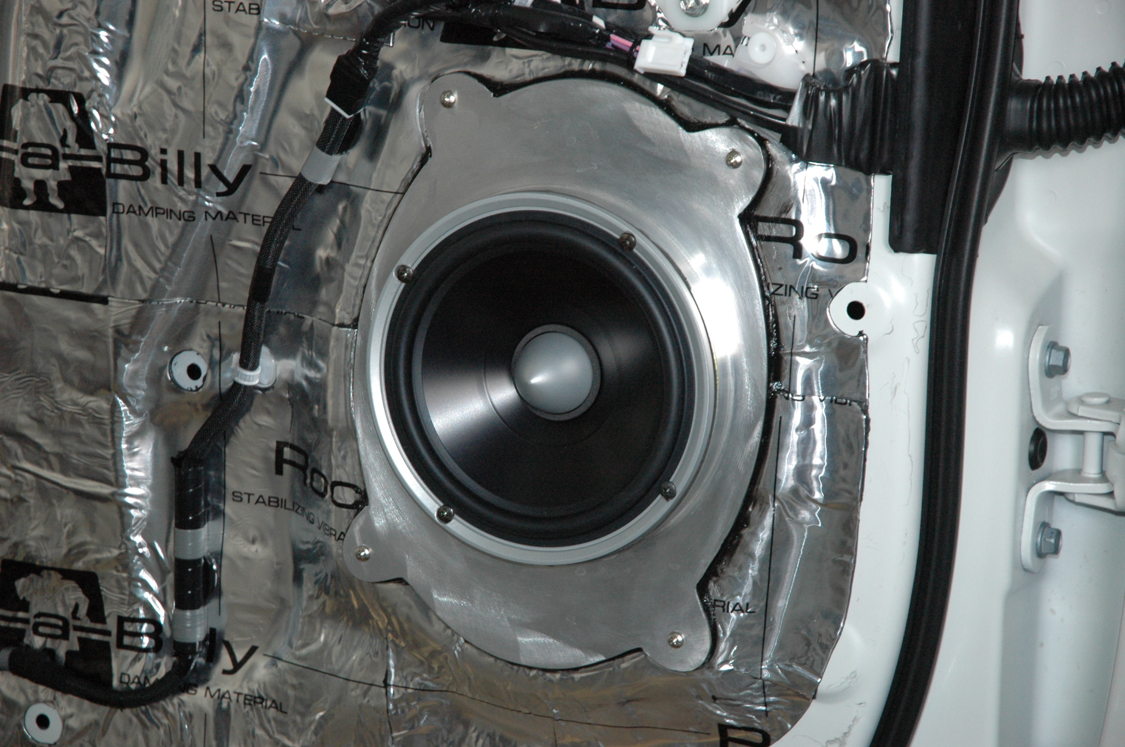 toyota vellfire จอ ตรงรุ่น ระบบเสียง dsp amp