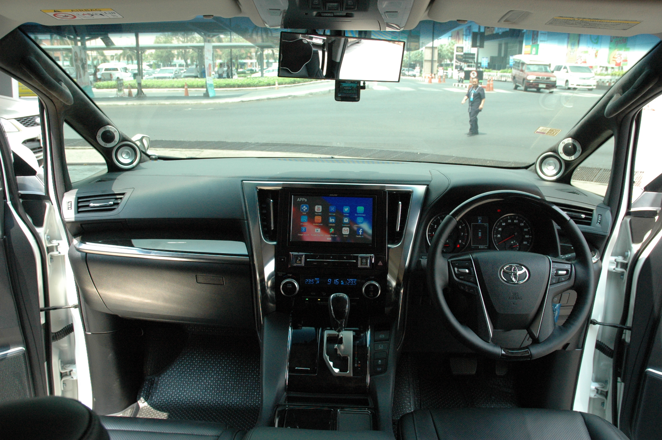 toyota vellfire จอ ตรงรุ่น ระบบเสียง dsp amp