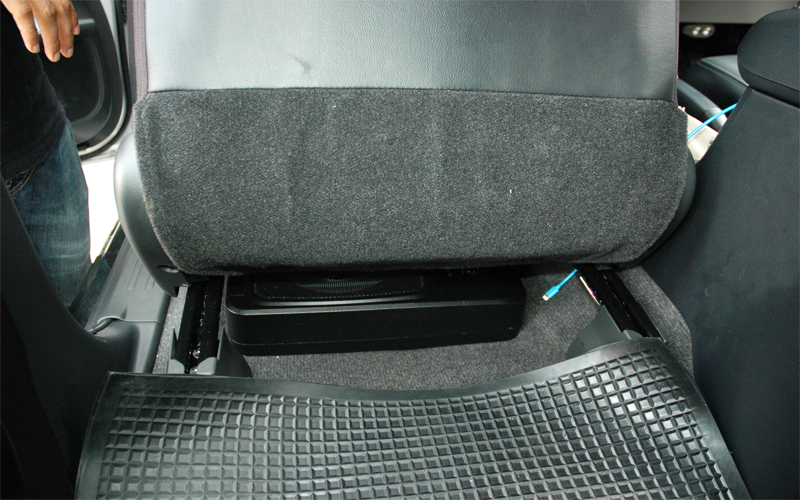 MITSUBISHI TRITON เครื่องเสียง ลำโพง
