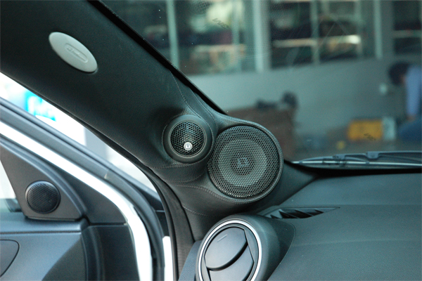mazda 3 เครื่องเสียง รถยนต์